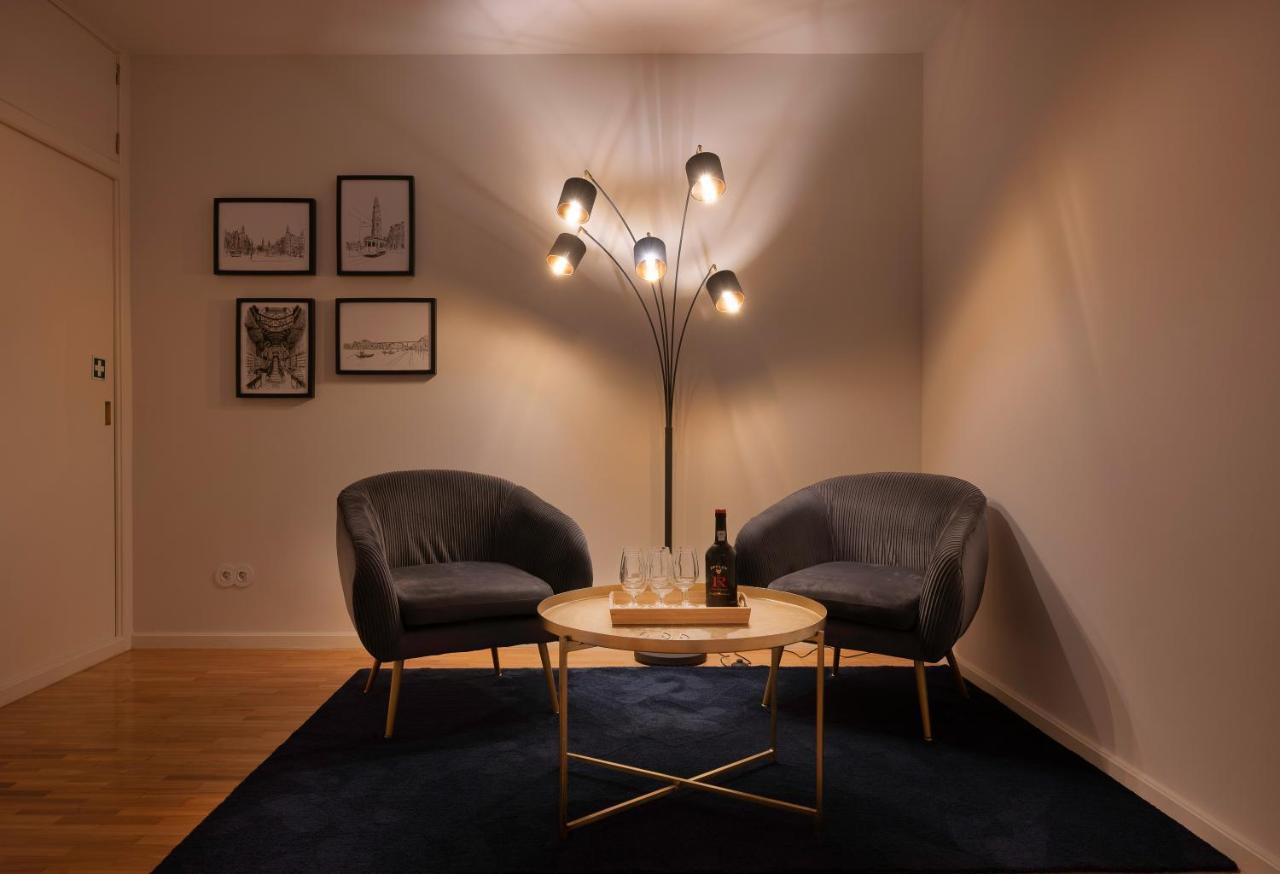 Invicta Premium - 4Br Downtown Apartment With Ac ポルト エクステリア 写真