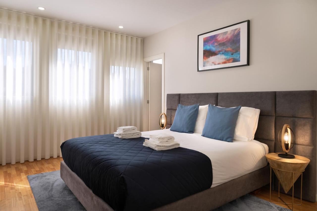 Invicta Premium - 4Br Downtown Apartment With Ac ポルト エクステリア 写真