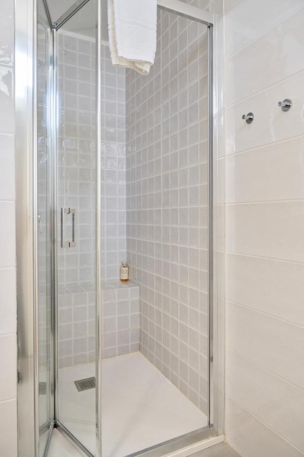 Invicta Premium - 4Br Downtown Apartment With Ac ポルト エクステリア 写真
