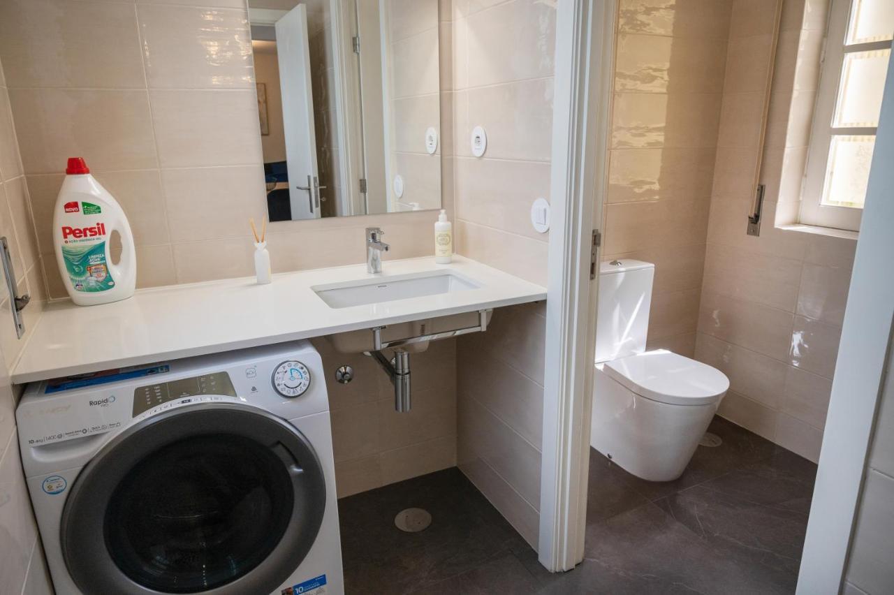 Invicta Premium - 4Br Downtown Apartment With Ac ポルト エクステリア 写真