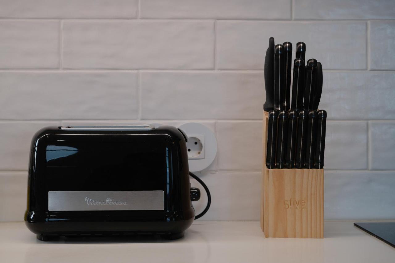 Invicta Premium - 4Br Downtown Apartment With Ac ポルト エクステリア 写真